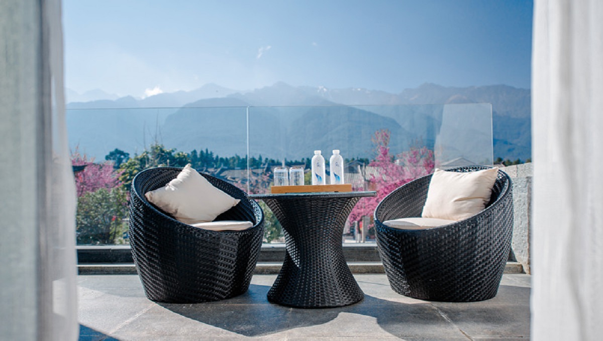 大理紅龍井酒店陽(yáng)臺(tái)