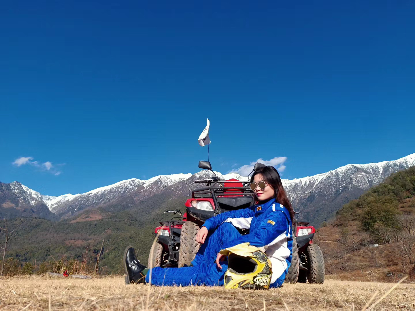 大理石門(mén)關(guān)沙灘ATV越野摩托基地