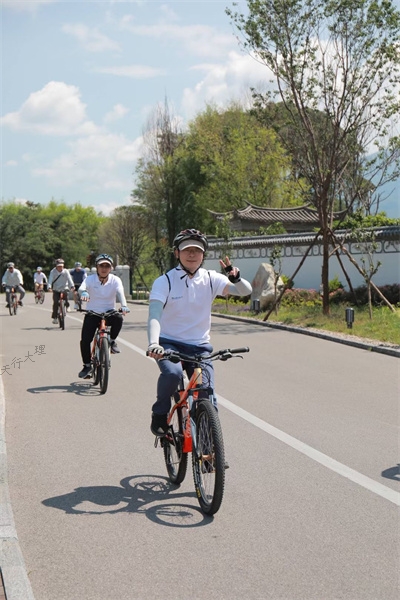 2021年百濟(jì)神州技術(shù)會(huì)議暨企業(yè)洱海騎行暨水花基地皮劃艇拓展團(tuán)建活動(dòng)在大理舉辦