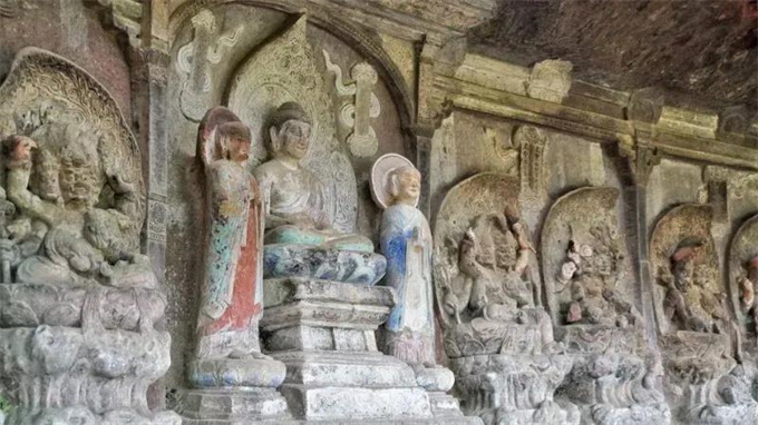 大理傳媒公司：石鐘山石窟｜丹霞石窟的文化苦旅 是不可錯(cuò)過(guò)的大理小眾旅游打卡地