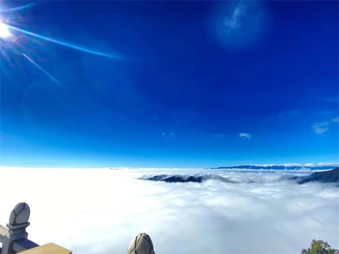 奔赴雞足山，看最美天際線，打卡大理小眾旅游地