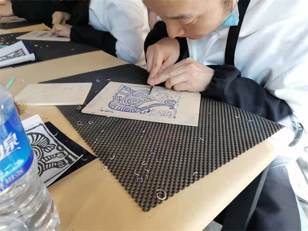 大理特色團(tuán)建活動(dòng)推薦：來薄技在體驗(yàn)甲馬拓印，感受大理非物質(zhì)文化遺產(chǎn)的魅力吧