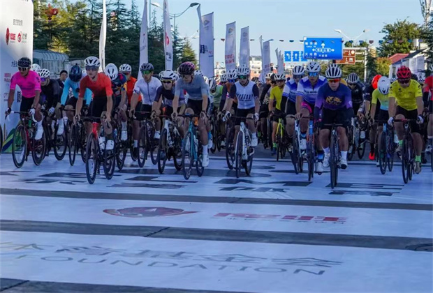 破風(fēng)騎尋，大理環(huán)洱海自行車賽開賽!
