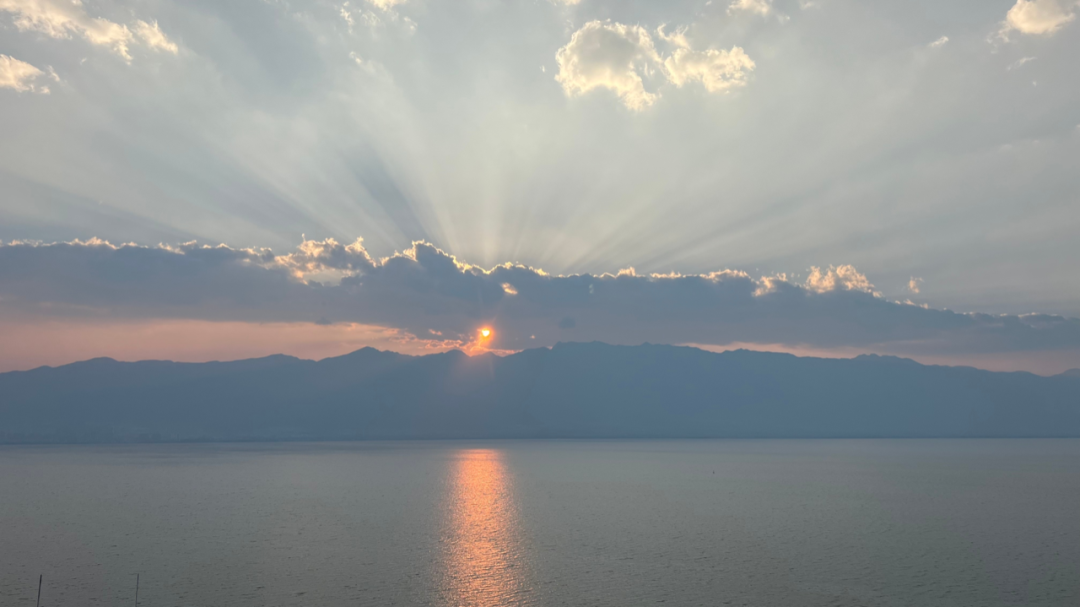 大理策劃公司：2024，和大理一起打開(kāi)美好生活新篇章！